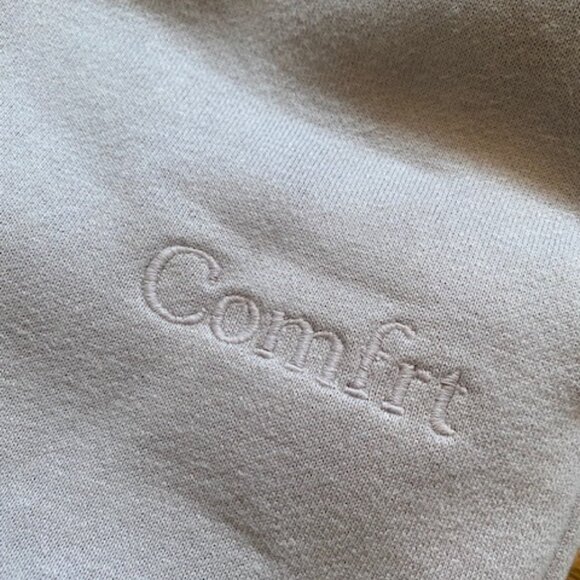 Comfrt Signature Sweatpants Medium in Bark - Picture 3 of 4